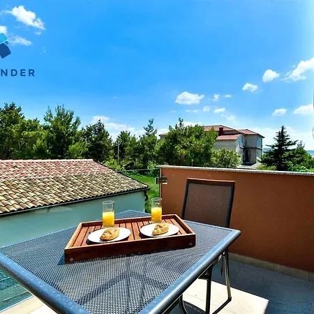 Villa Crowonder Cascada With Jacuzzi - S3 *